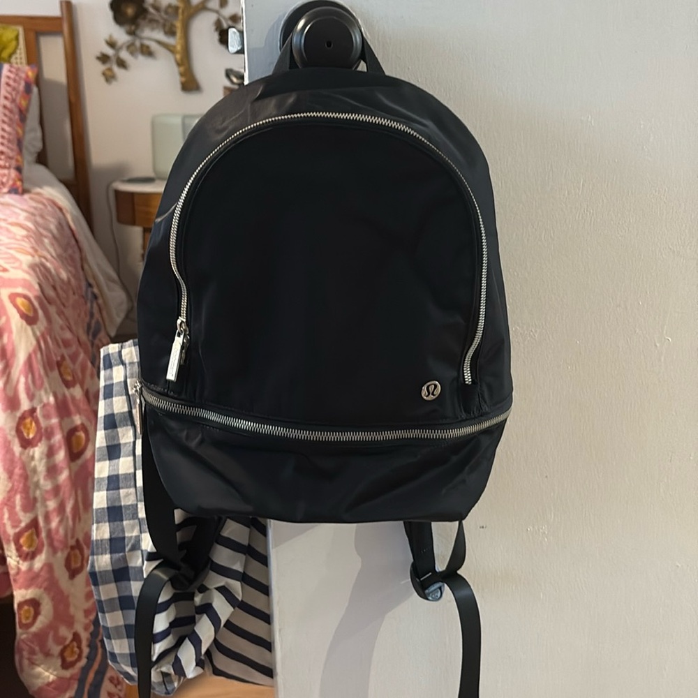 Lululemon city adventurer backpack mini 11L